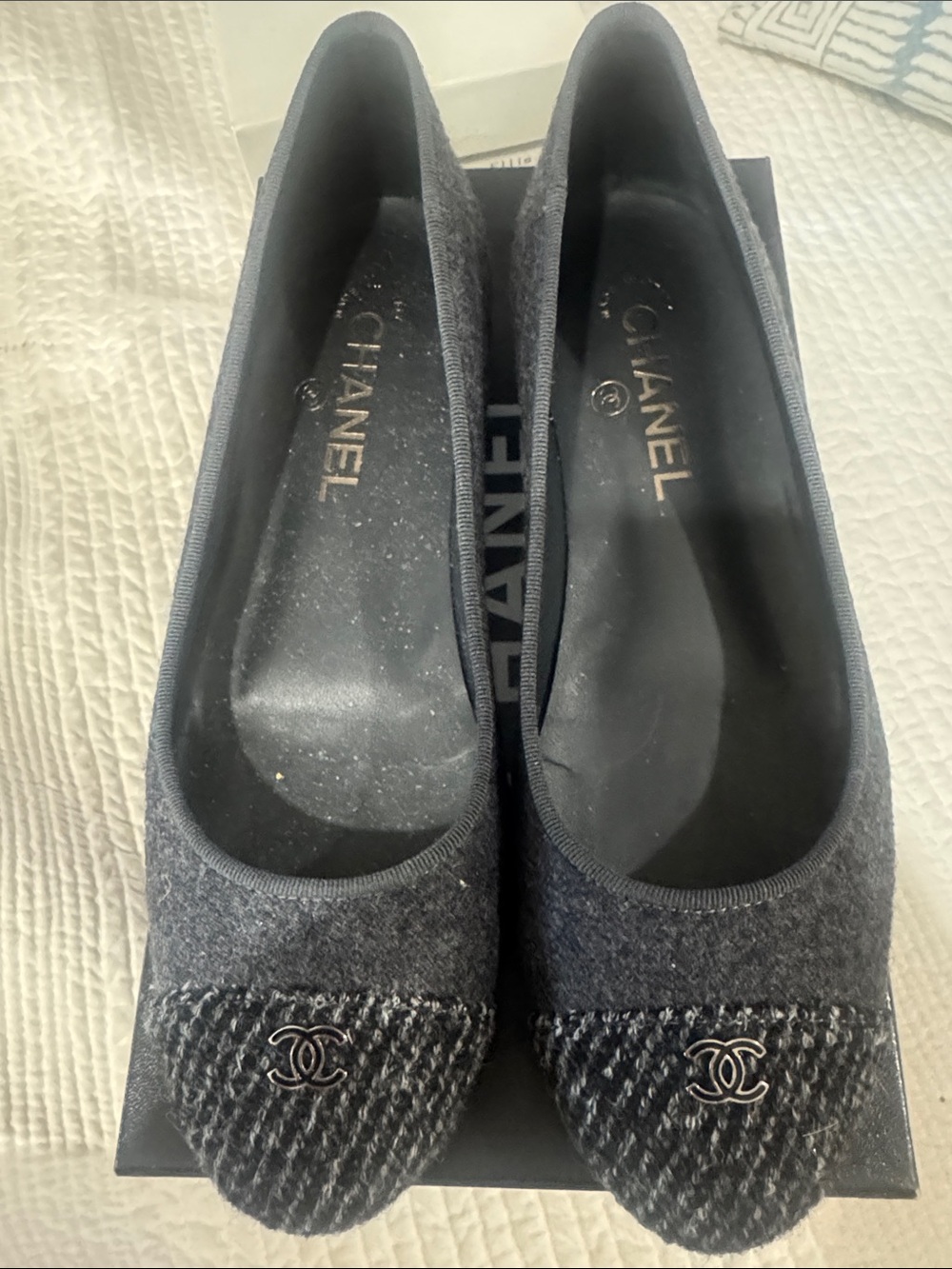 CHANEL Charcoal Tweed Cap-Toe Ballet Flats